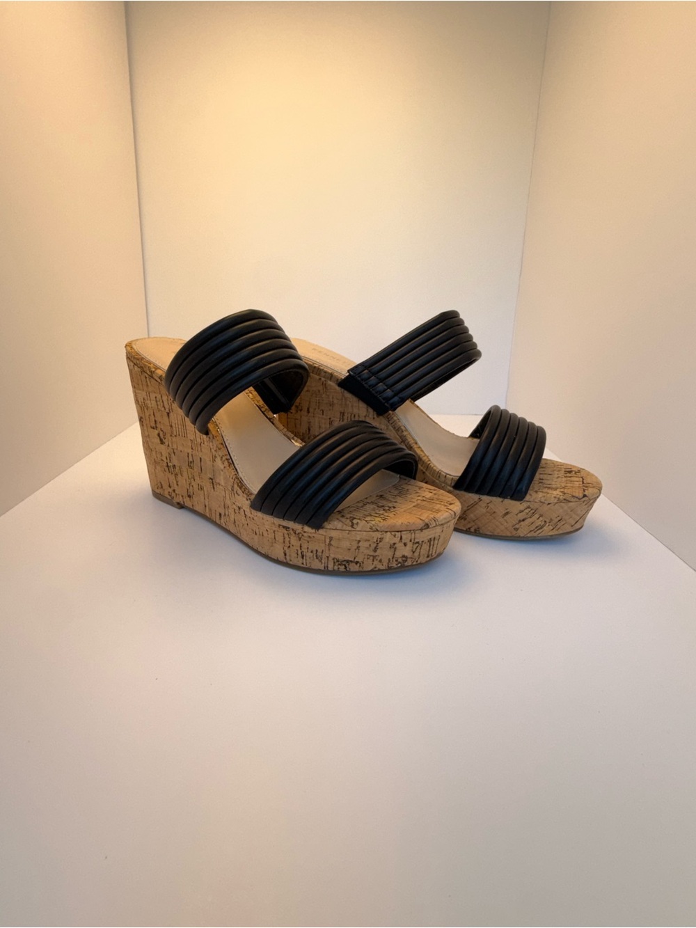 Kenneth Cole “Cailyn” Women’s Black Cork Wedge Slip-On Platform Sandals sz 8.5